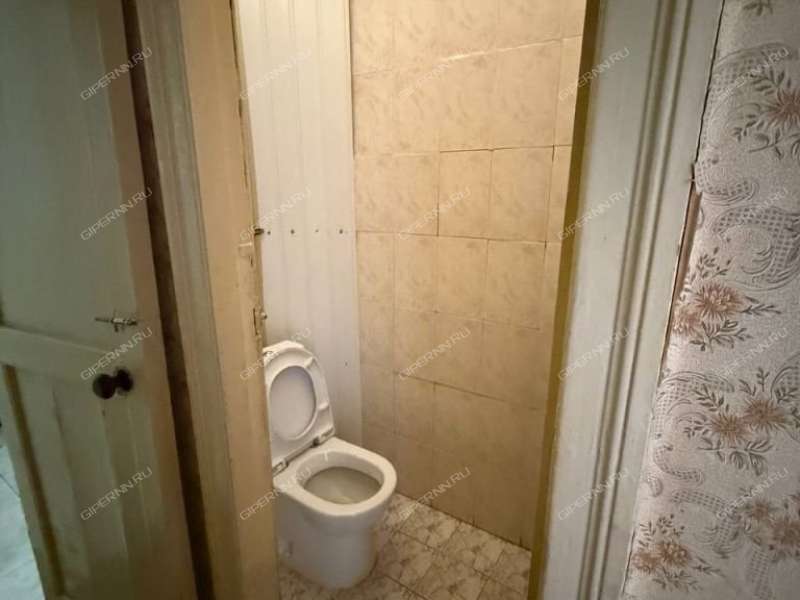 трёхкомнатная квартира на улице Июльских Дней дом 21/96