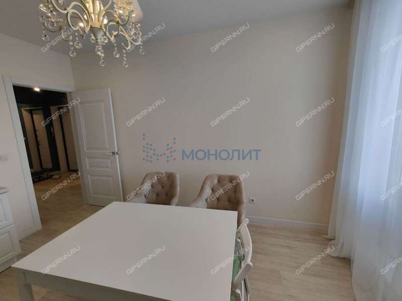 трёхкомнатная квартира на Лысогорской улице дом 89 к2