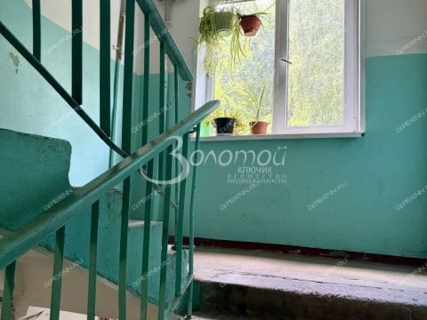 1-komnatnaya-ul-admirala-vasyunina-d-5-k1 фото