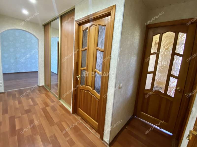 трёхкомнатная квартира на улице Тропинина дом 6