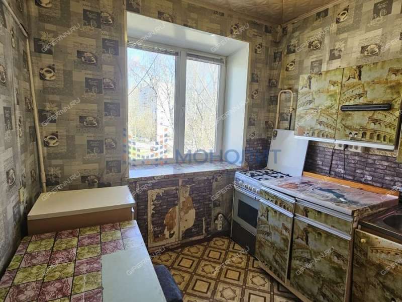 двухкомнатная квартира в 2-м микрорайоне дом 30 город Кстово