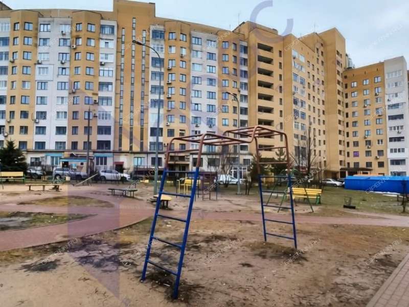 трёхкомнатная квартира на улице Родионова дом 193 к3