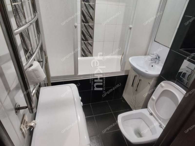 двухкомнатная квартира на улице Мокроусова дом 32