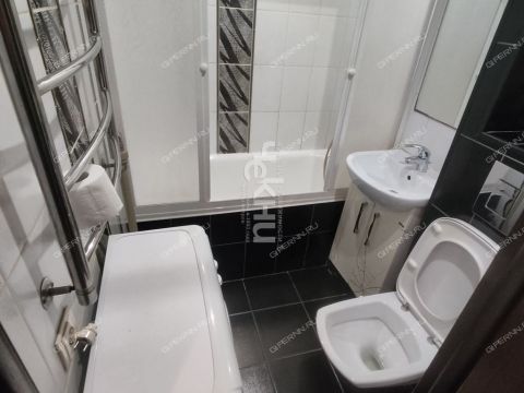 2-komnatnaya-ul-mokrousova-d-32 фото