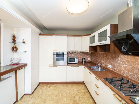 3-komnatnaya-ul-belinskogo-d-62 фото