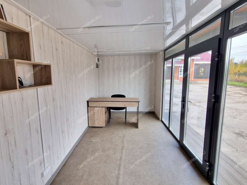 здание под офис, торговую площадь на Озёрной улице деревня Крутая