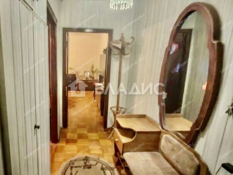 трёхкомнатная квартира на Ковалихинской улице дом 95А