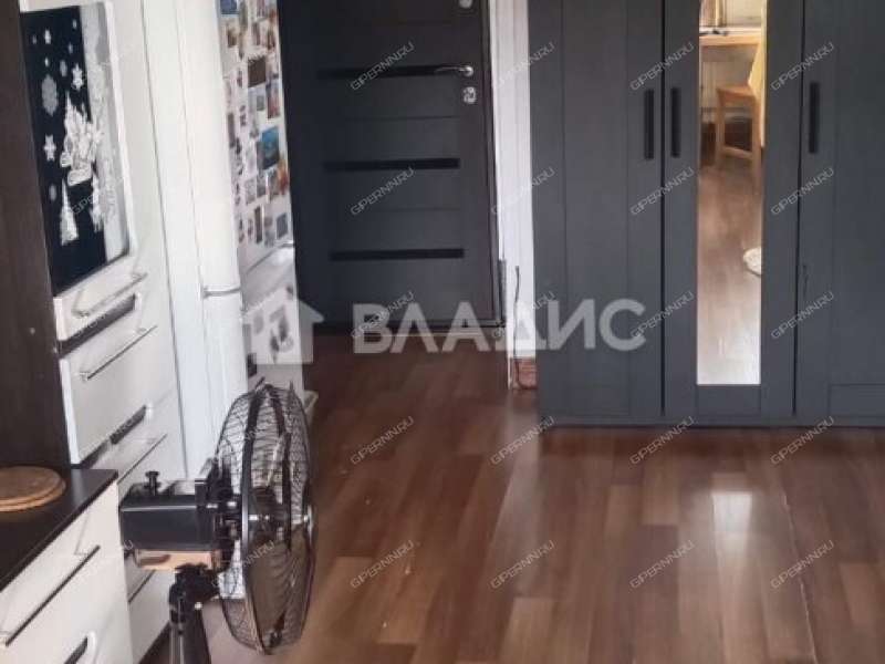 комната в доме 60 к2 на проспекте Гагарина