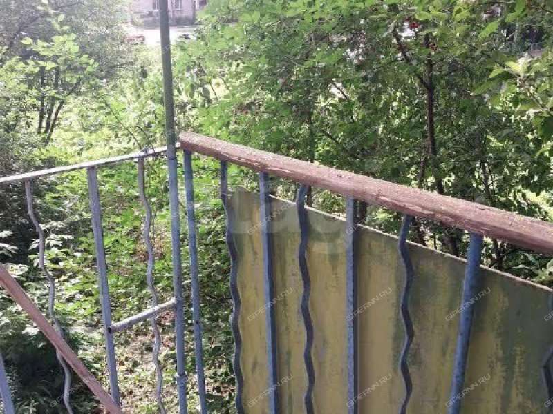 однокомнатная квартира на Заводской улице дом 15 к5