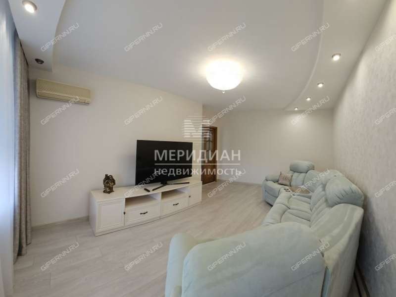 трёхкомнатная квартира на Арзамасской улице дом 5