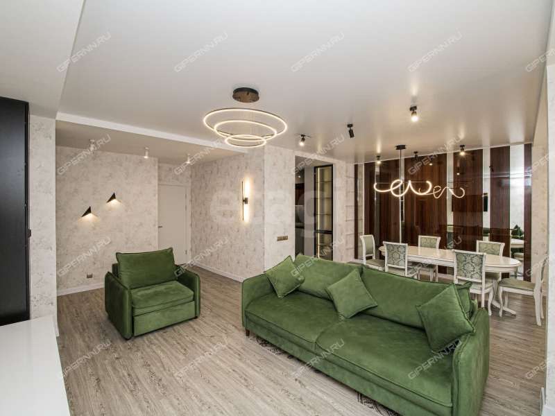 трёхкомнатная квартира на улице Маршала Баграмяна дом 3