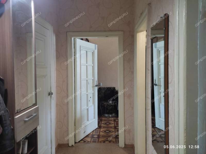 трёхкомнатная квартира на улице Минина дом 27