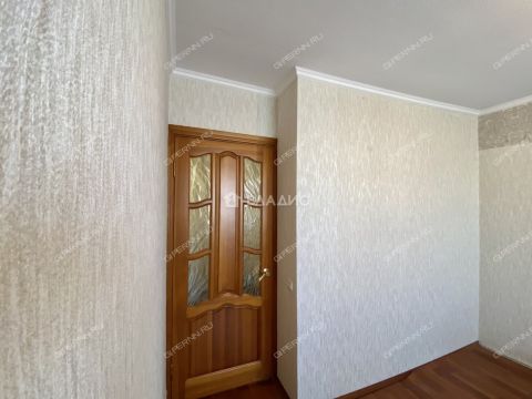 3-komnatnaya-ul-tropinina-d-6 фото