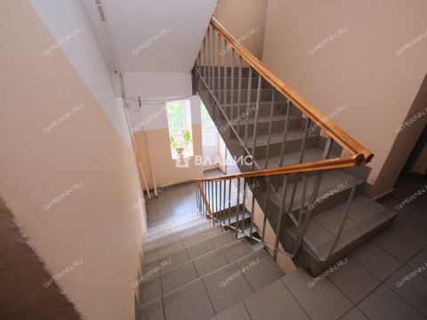 3-komnatnaya-prosp-gagarina-d-103 фото
