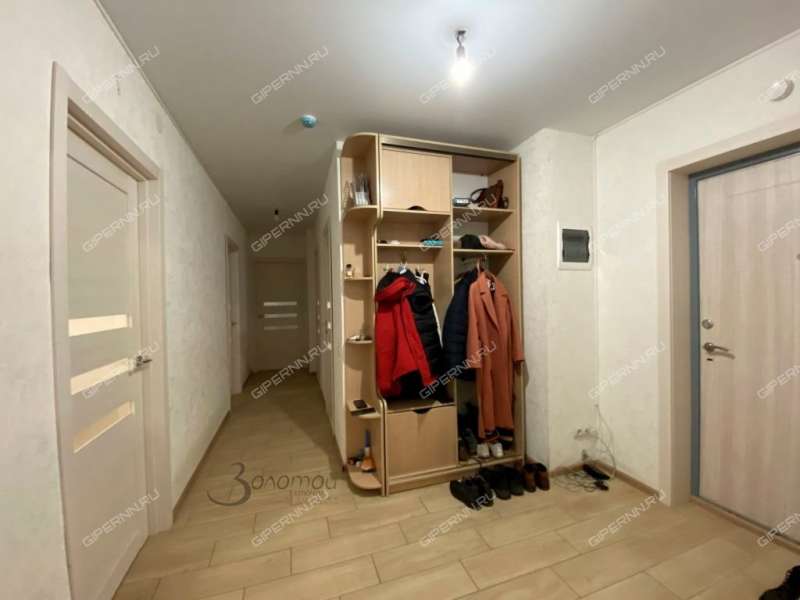 трёхкомнатная квартира на улице Новокузнечихинская дом 2