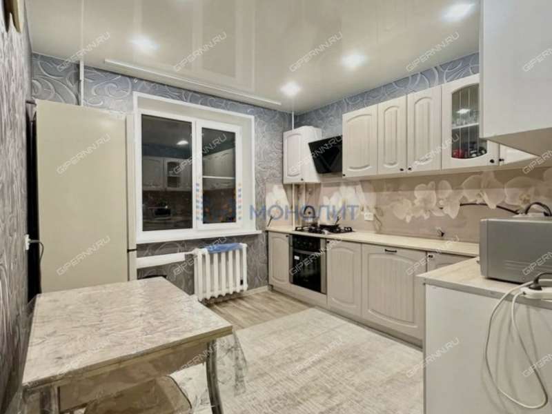 трёхкомнатная квартира в Бакинском переулке дом 1