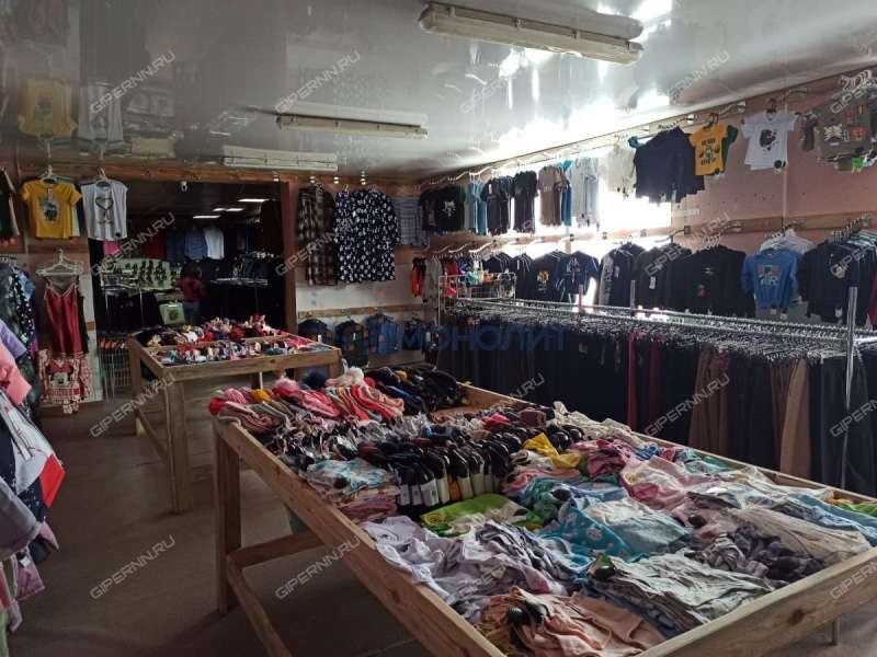 помещение под офис, торговую площадь на улице Ленина село Гагино