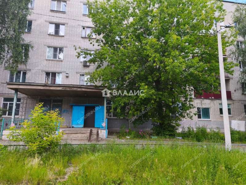 трёхкомнатная квартира на Карьерной улице дом 1А