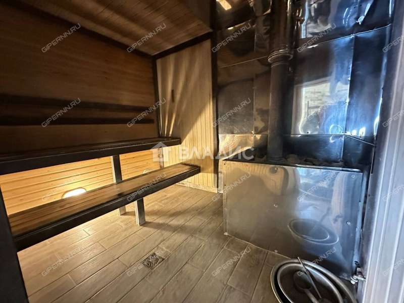 дом на Школьной улице