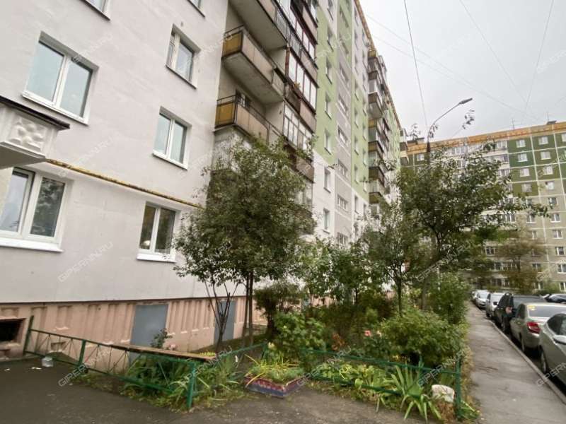 трёхкомнатная квартира на улице Исполкома дом 11