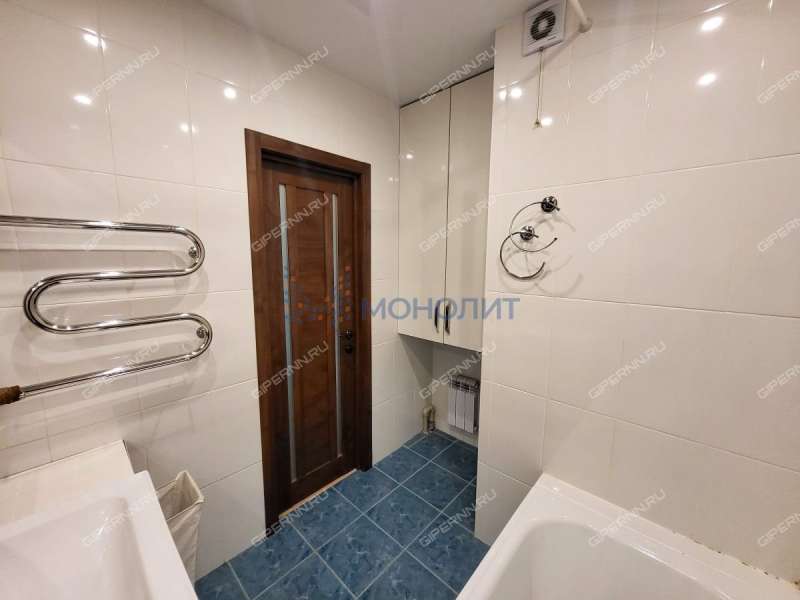 двухкомнатная квартира на бульваре 60-летия Октября дом 23 к2