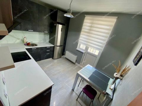 1-komnatnaya-b-r-yuzhnyy-d-18 фото