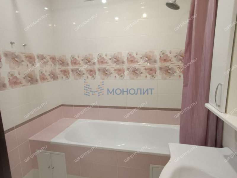 трёхкомнатная квартира на улице Богдановича дом 4