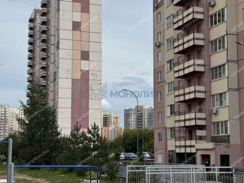 трёхкомнатная квартира на улице Родионова дом 27