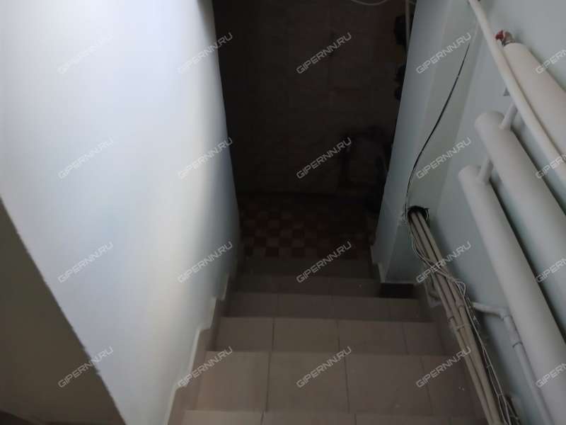 здание под торговую площадь, недвижимость под медицинские учреждения на Горной улице