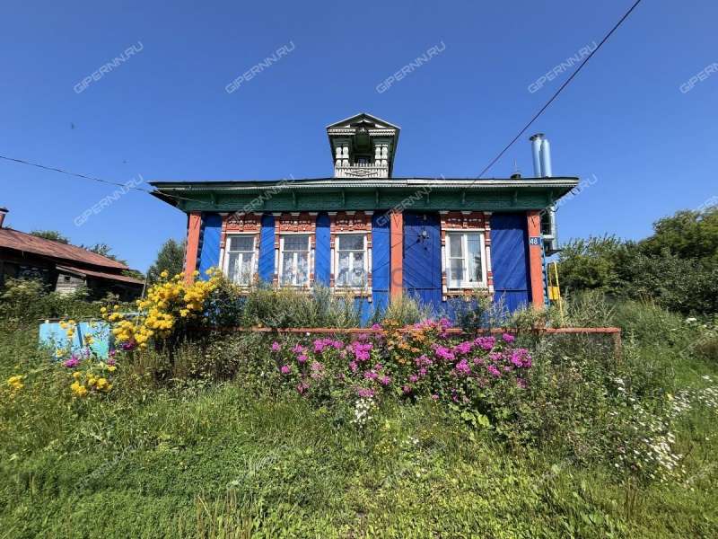 дом на Центральной улице село Настино