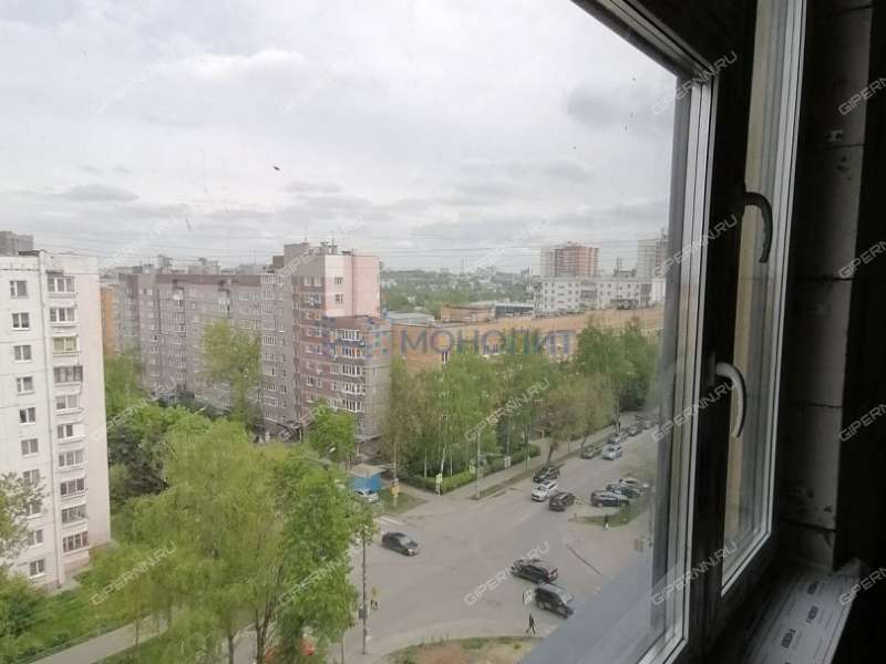 четырёхкомнатная квартира на Полтавской улице дом 15