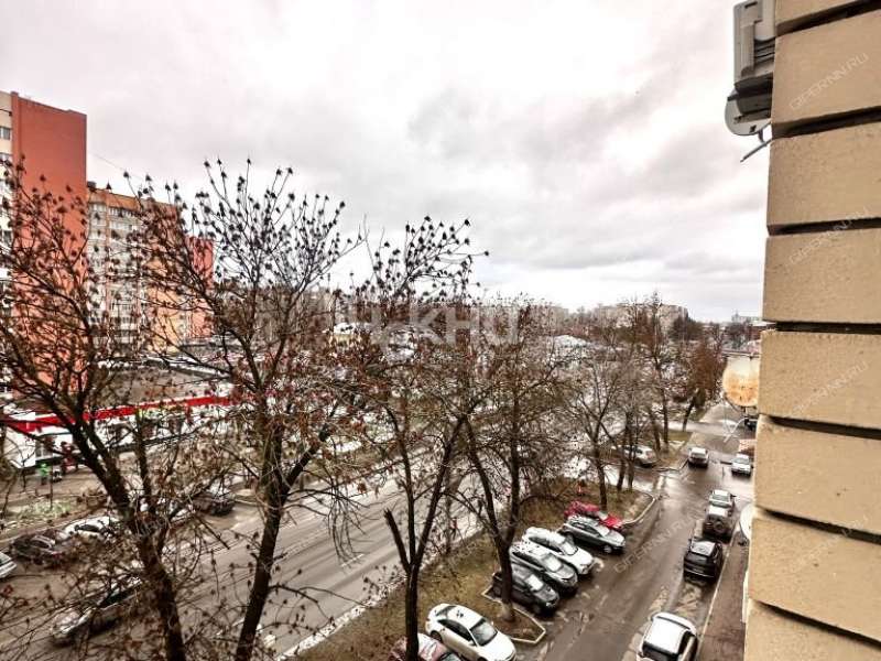 трёхкомнатная квартира на улице Коминтерна дом 139