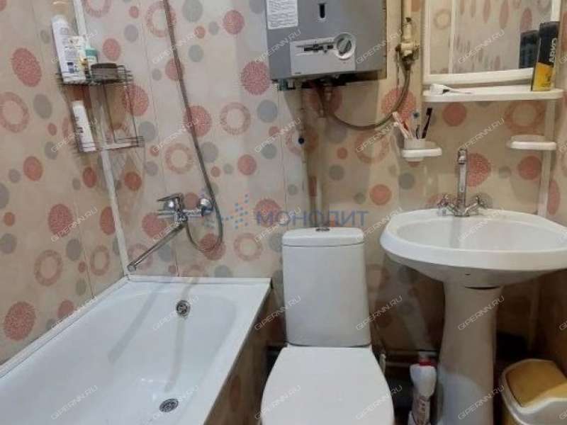 трёхкомнатная квартира на улице Гвардейцев дом 8