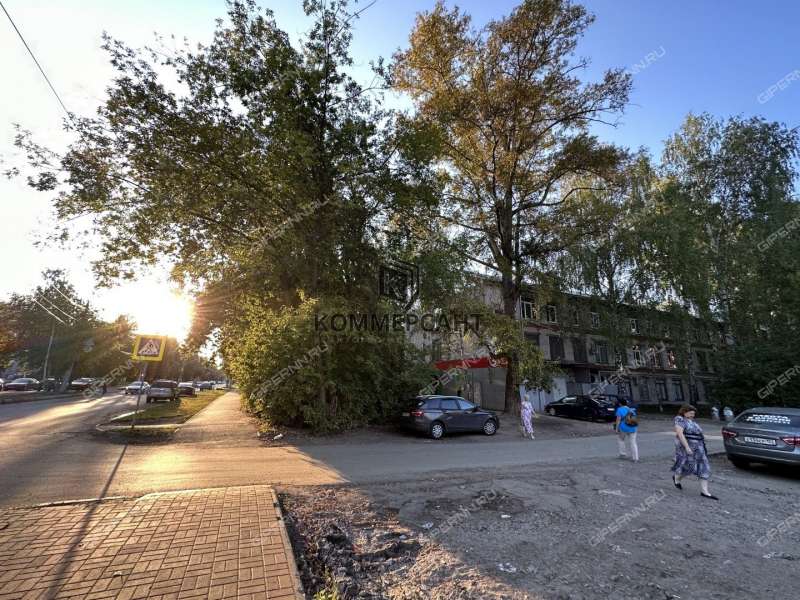 здание под офис, торговую площадь на улице Чаадаева