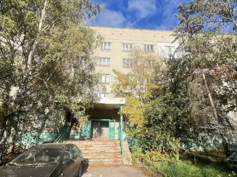 квартира-студия на улице Юлиуса Фучика дом 12