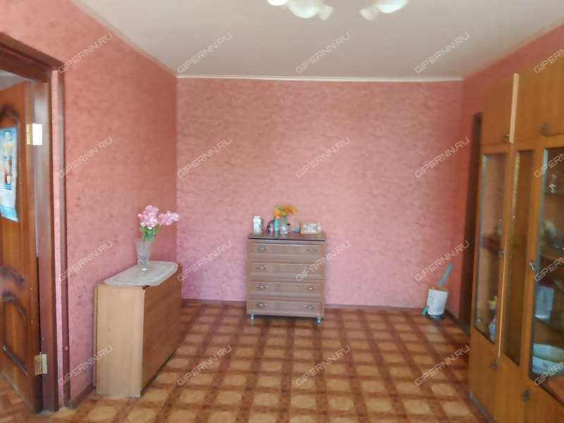 трёхкомнатная квартира на улице Политбойцов дом 12