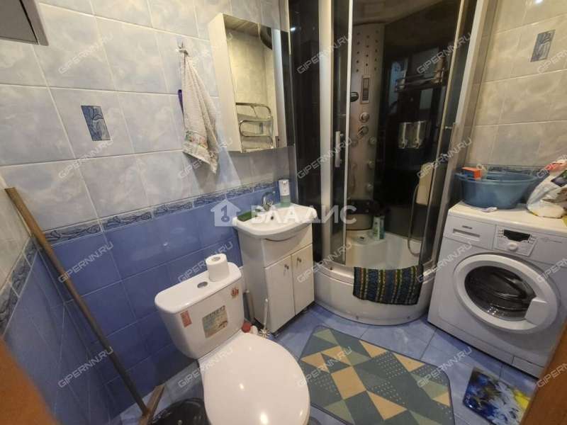 трёхкомнатная квартира на улице Искры дом 17