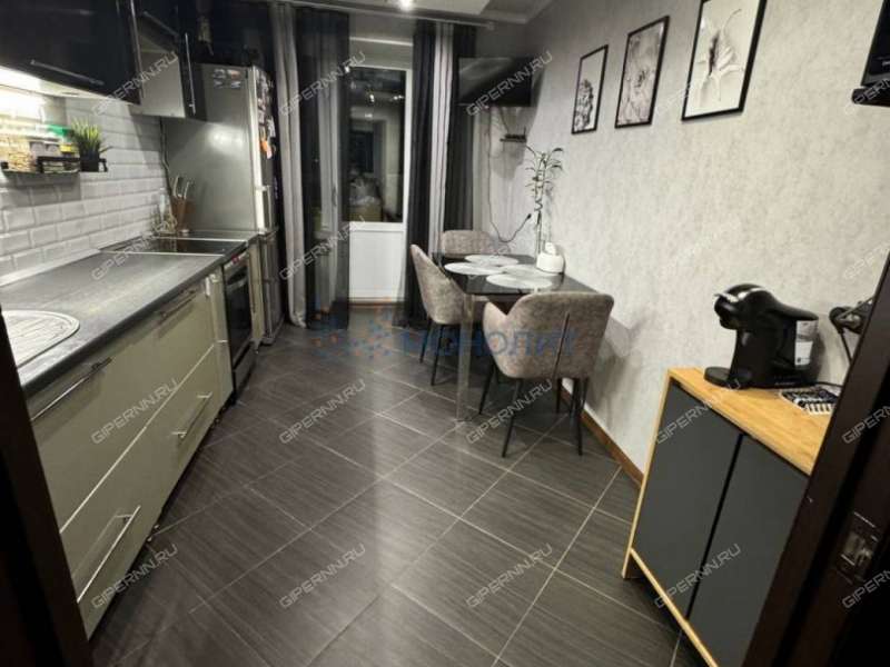 двухкомнатная квартира на улице Бурденко дом 33 к1