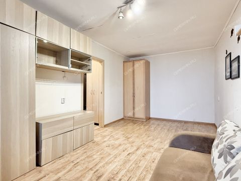 2-komnatnaya-ul-tropinina-d-4 фото