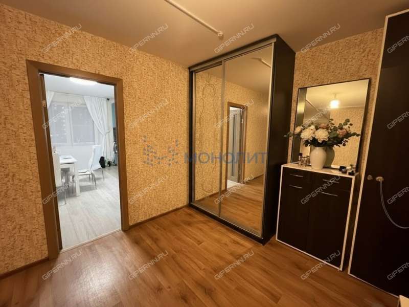 трёхкомнатная квартира на Первоцветной улице дом 6