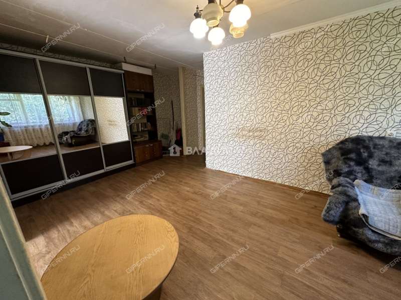 четырёхкомнатная квартира на улице Баумана дом 50 к1