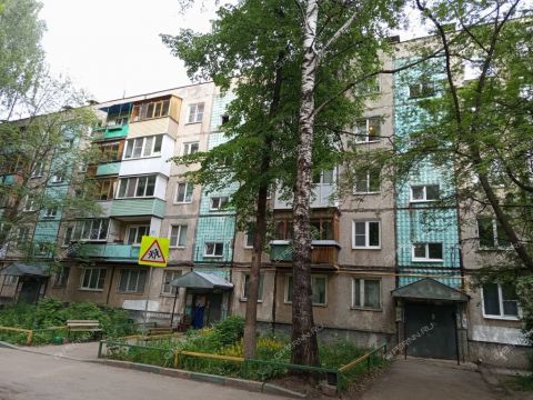 2-komnatnaya-b-r-60-letiya-oktyabrya-d-14 фото